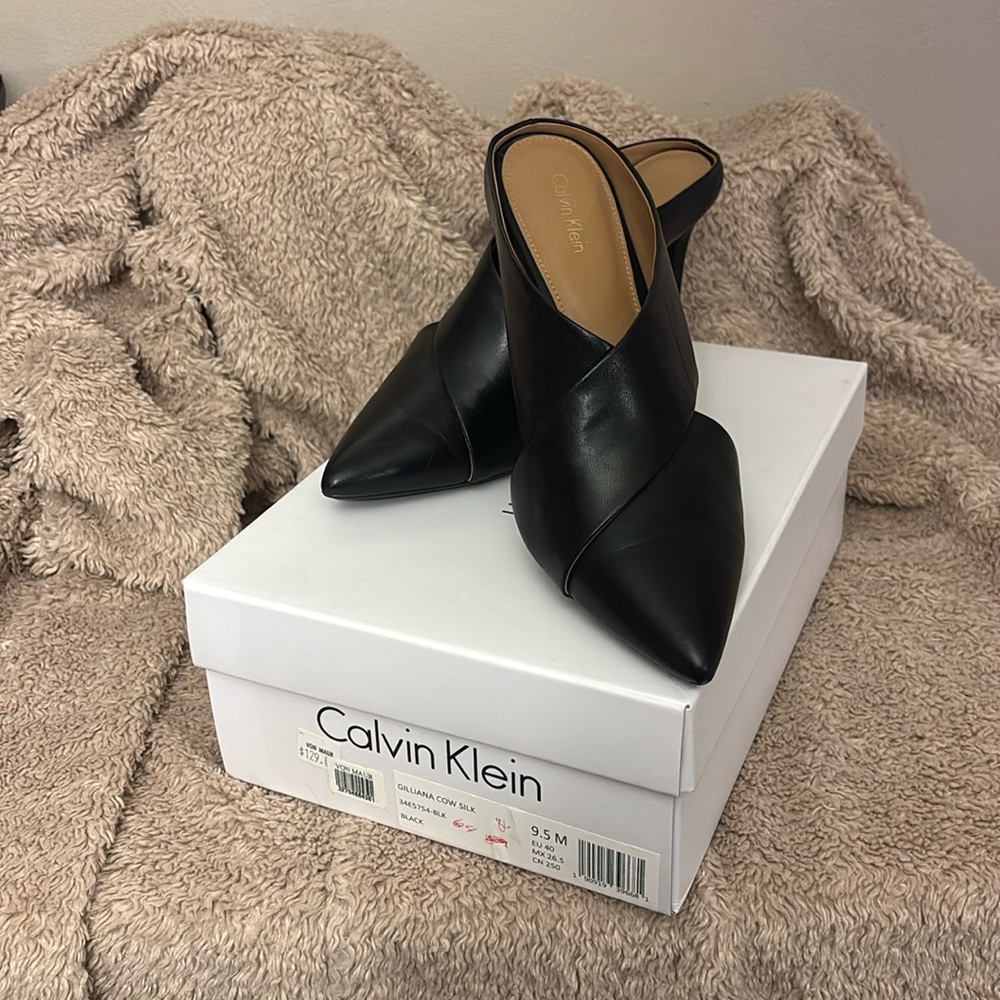 CALVIN KLEIN GIHANA BLACK LEATHER MULES Size 9.5 - PERFECT CONDITION